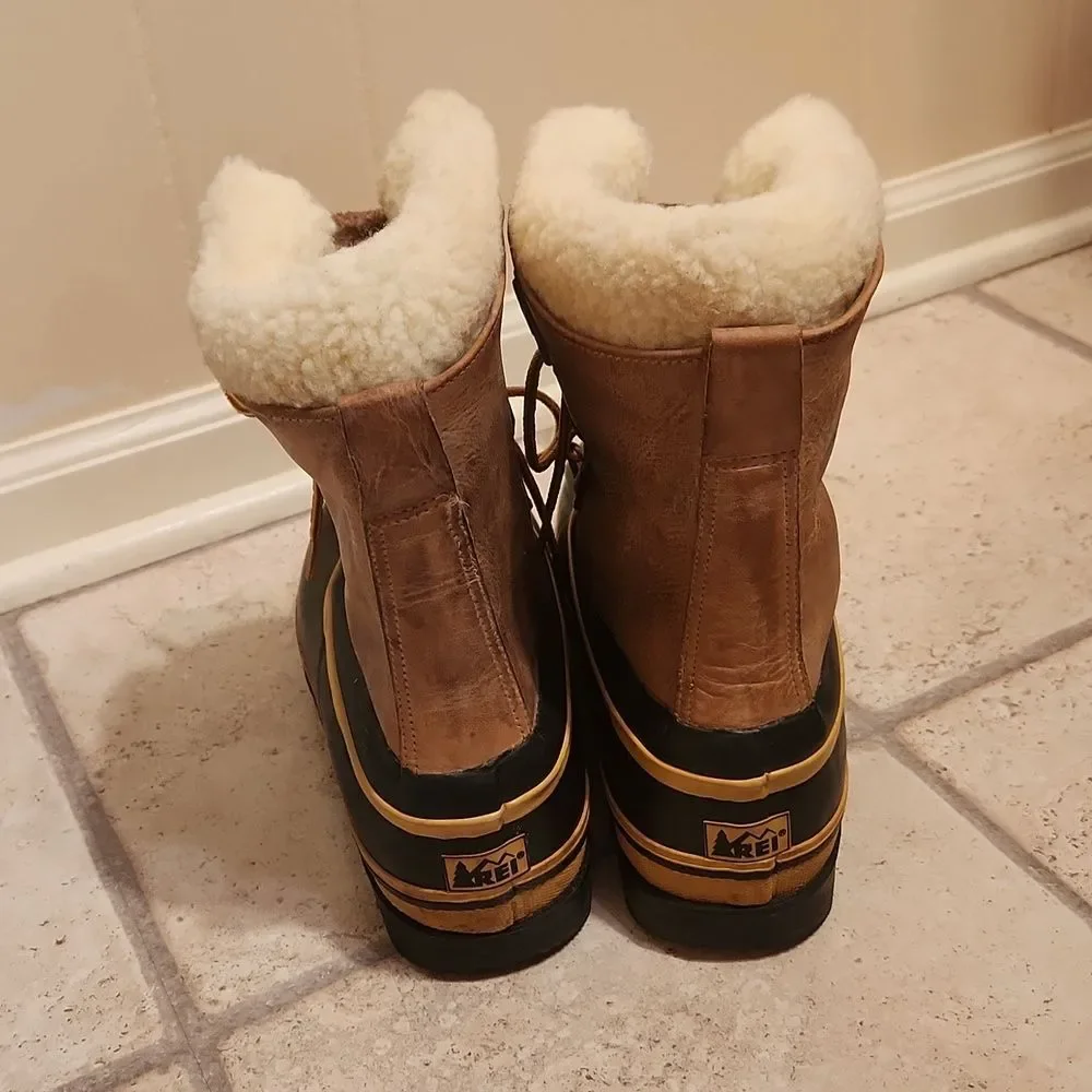 REI Men's Brown Leather Winter Snow Waterproof Boots Size 9